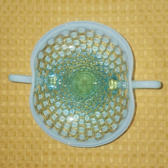 Vintage Fenton Hobnail Blue Opalescent Dish with Two Handles - Picture 5 of 6